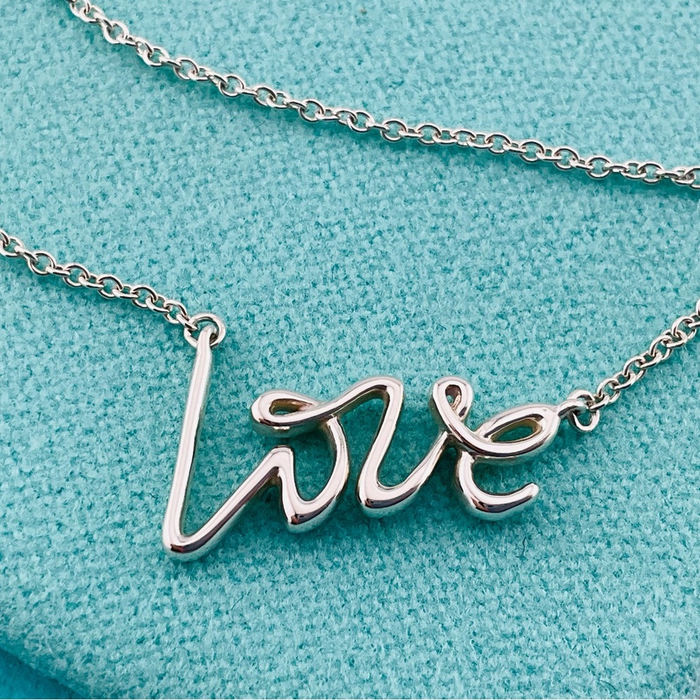 Tiffany Paloma Picasso Graffiti Love Necklace